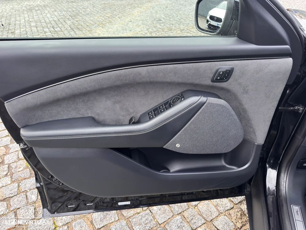 Ford Mustang Mach-E AWD GT - 16