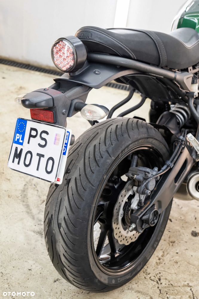 Yamaha XSR - 16