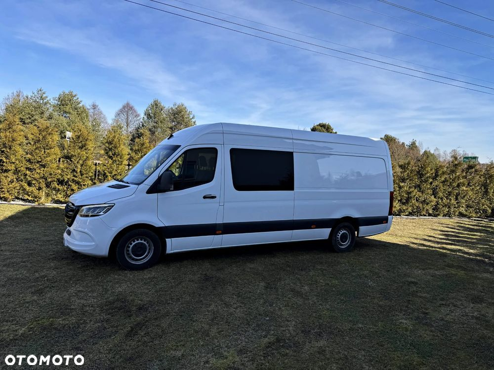 Mercedes-Benz Sprinter - 11