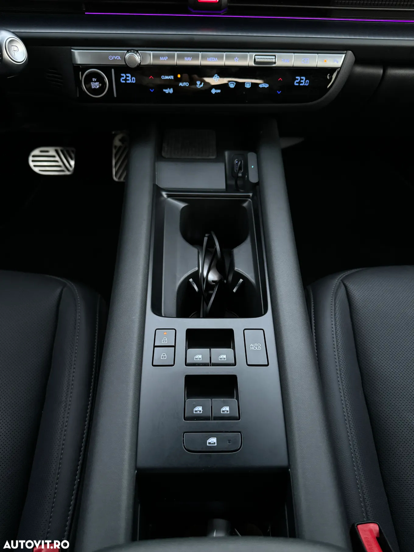 Hyundai IONIQ 6 BEV 77.4 kWh 229 CP 2WD Luxury - 10