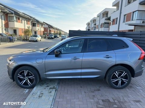 Volvo XC 60 Recharge T8 Twin Engine eAWD R-Design - 18