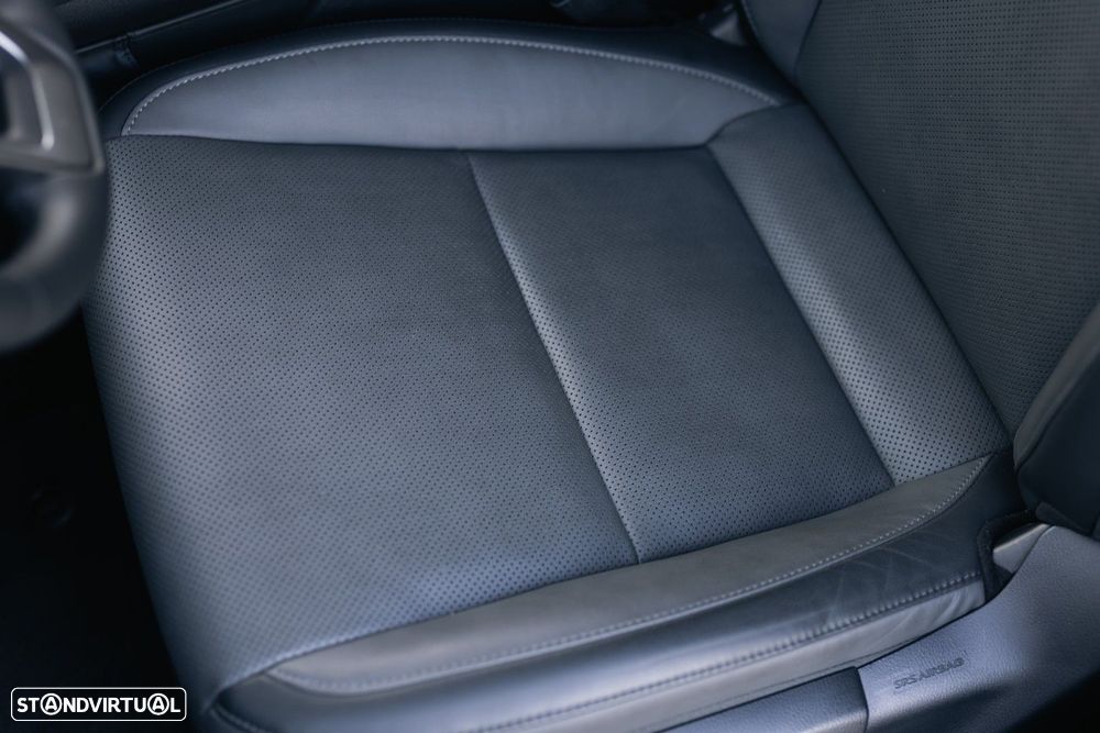 Lexus RZ 300e Premium - 49