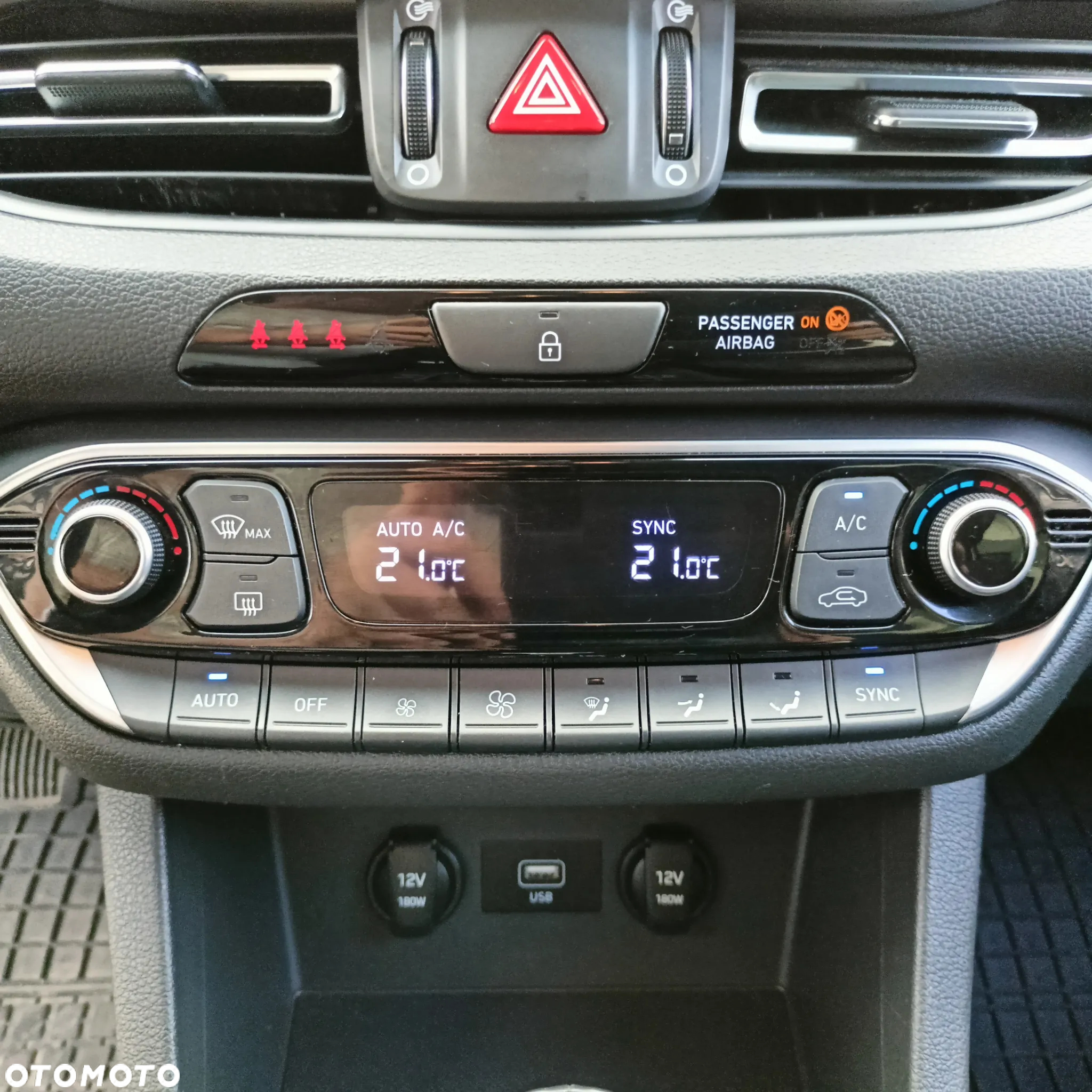 Hyundai i30 1.5 T-GDI 48V Comfort DCT - 26