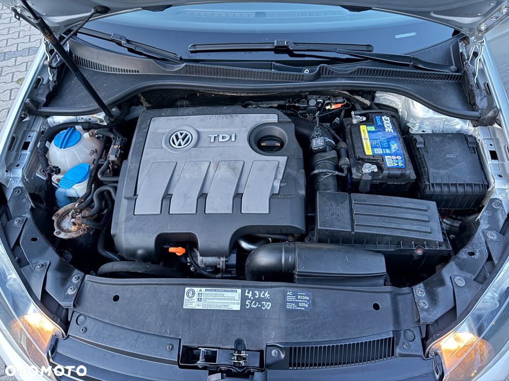 Volkswagen Golf 1.6 TDI Highline - 18