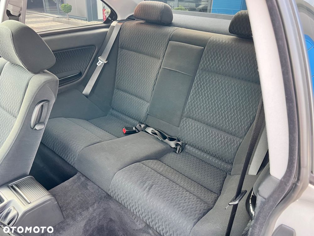 BMW Seria 3 323 CI - 10