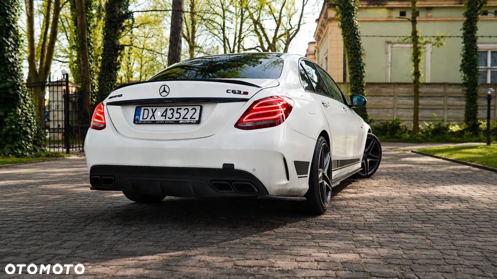 Mercedes-Benz Klasa C AMG 63 S - 11