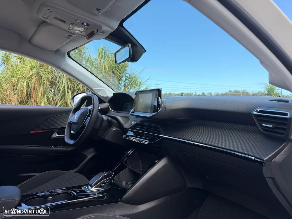 Peugeot e-208 Active - 10