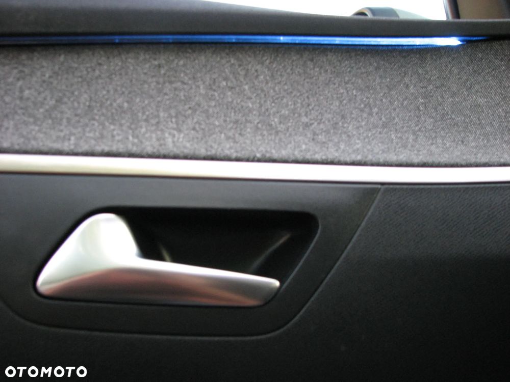 Peugeot 3008 1.5 BlueHDi Allure Pack S&S EAT8 - 38