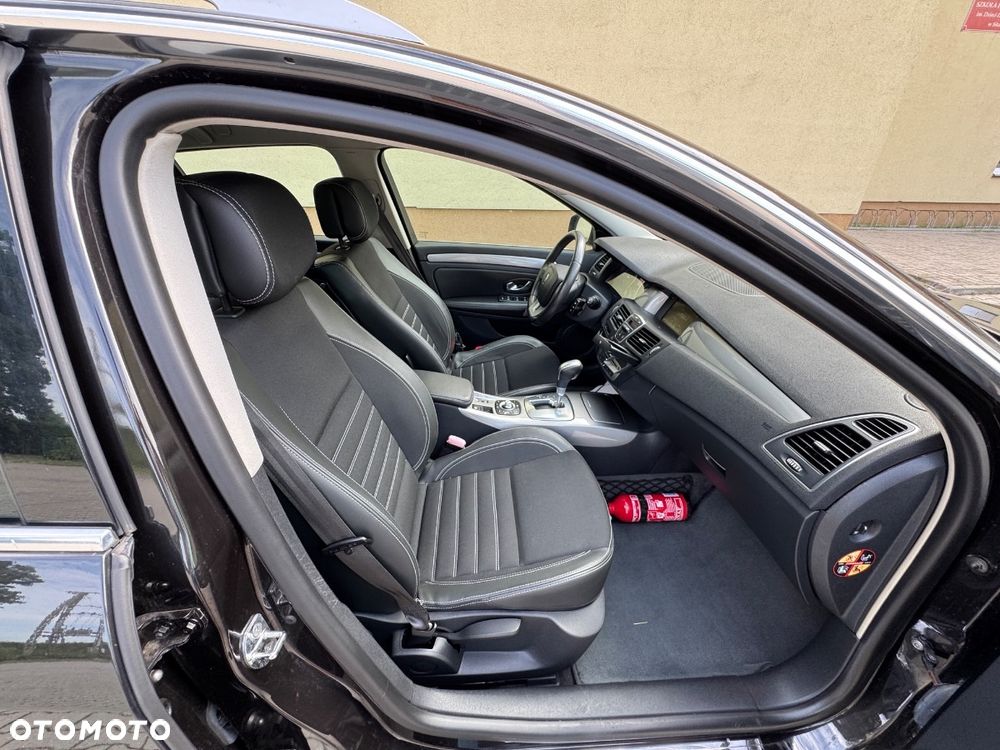 Renault Laguna dCi 110 FAP EDC Bose Edition - 9