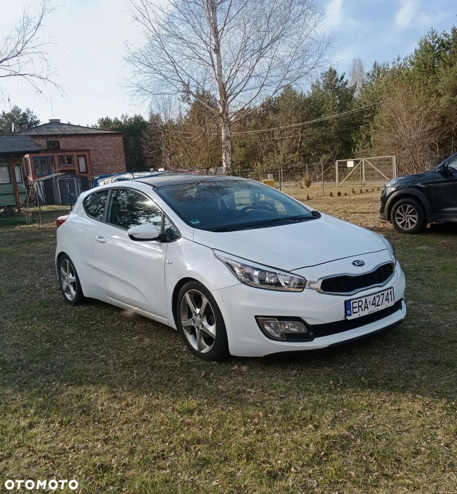 Kia ProCeed - 11