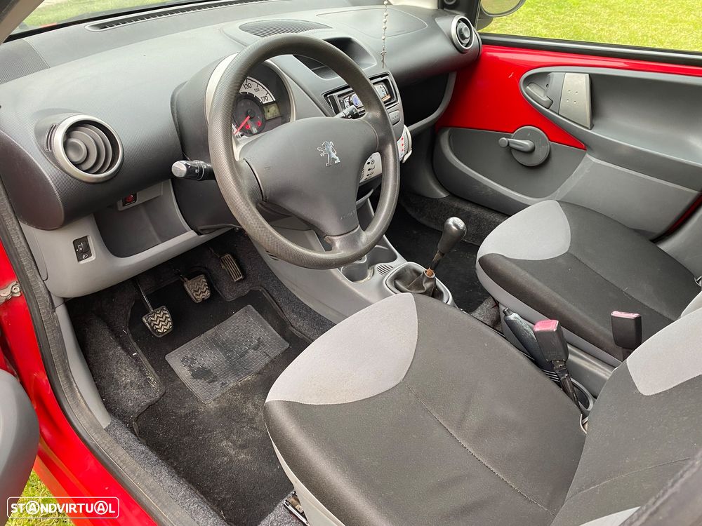 Peugeot 107 1.0 Trendy - 9