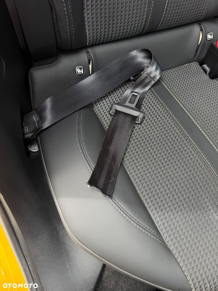 Peugeot 208 GT - 25