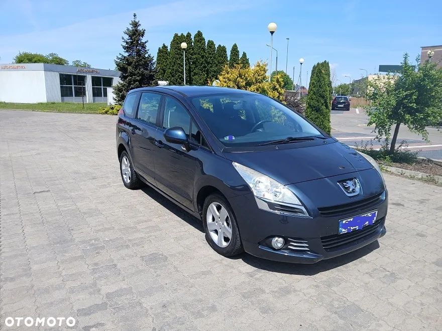 Peugeot 5008 1.6 Active - 2