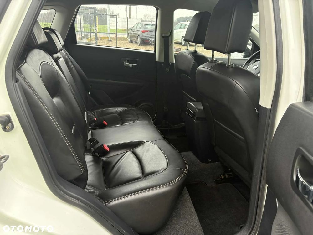 Nissan Qashqai 1.6 dCi 4 x 4 DPF Start/Stop acenta - 8