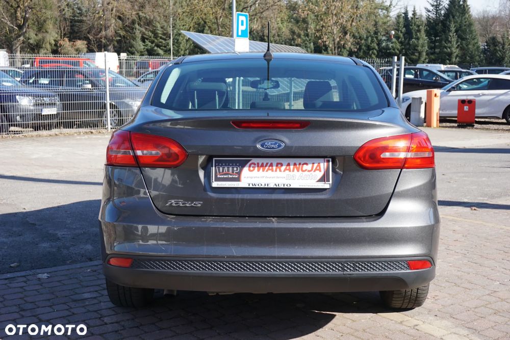 Ford Focus 1.5 TDCi Trend - 4
