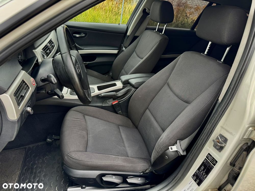 BMW Seria 3 318d - 7