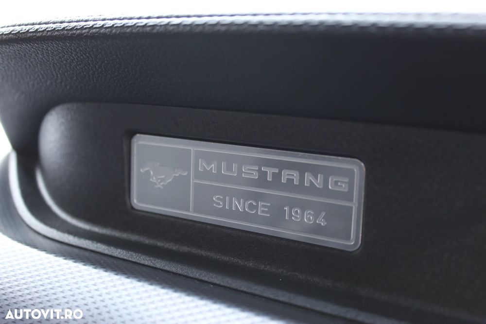 Ford Mustang 2.3 EcoBoost Aut. - 34