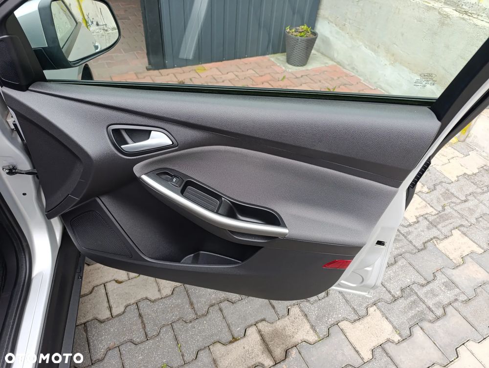 Ford Focus 1.6 TDCi DPF Titanium - 26