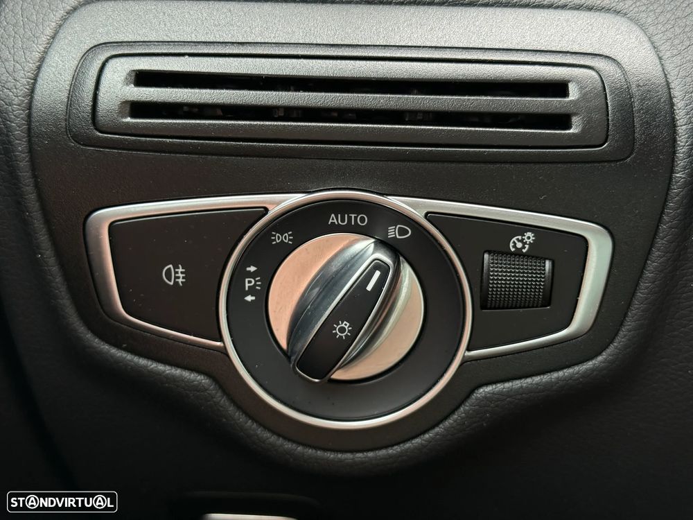 Mercedes-Benz GLC 300 - 32