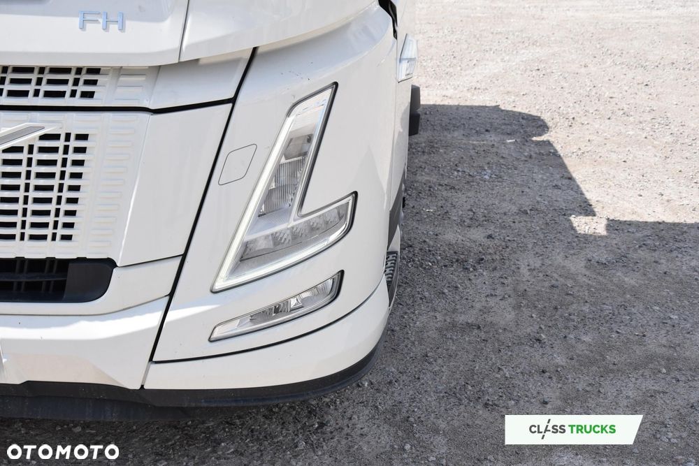 Volvo FH 460 AERO Globetrotter XL ACC i-Save I-ParkCool SideSkirts Mirror Cam - 7