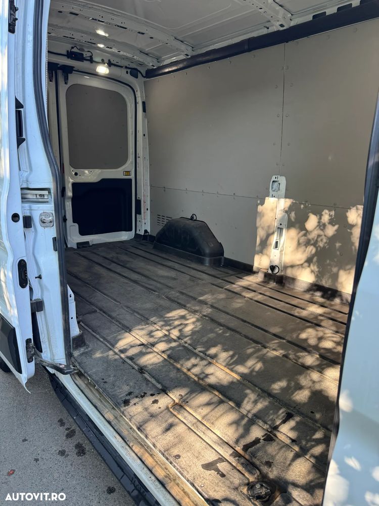 Ford Transit - 7
