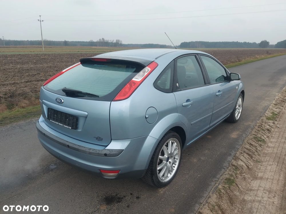 Ford Focus 1.6 Ti-VCT Titanium - 4