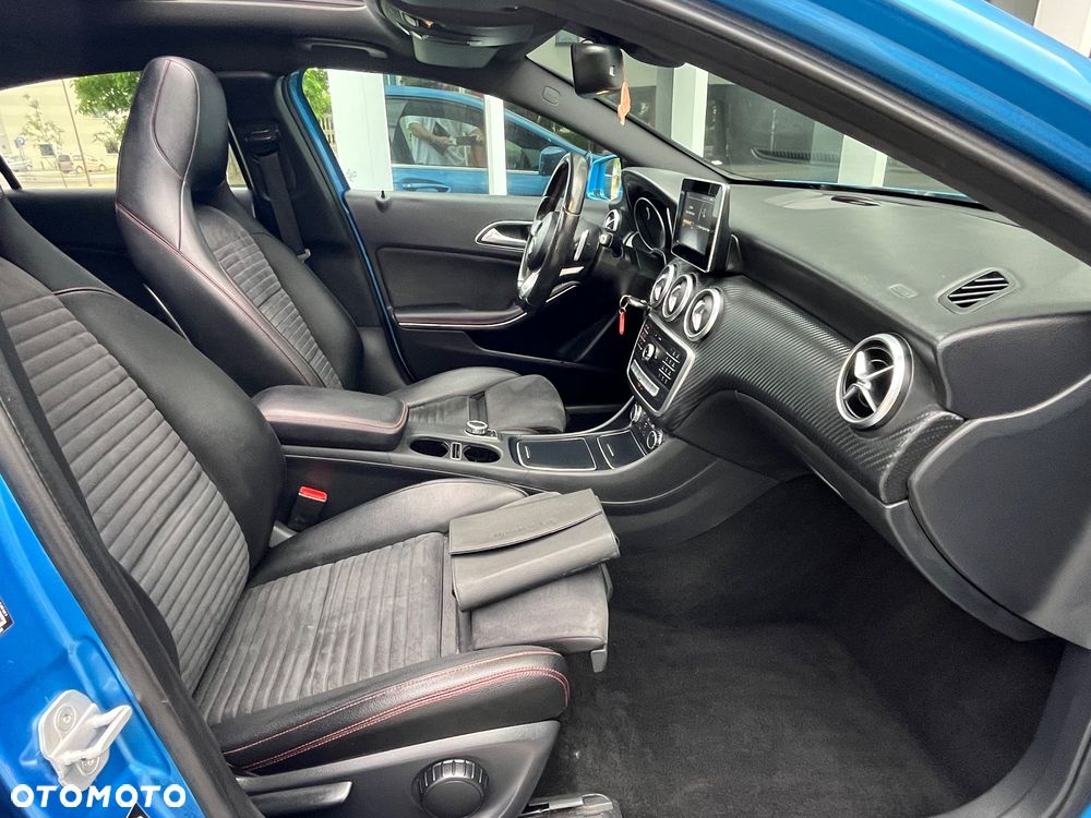 Mercedes-Benz Klasa A 160 CDI 7G-DCT AMG Line - 20
