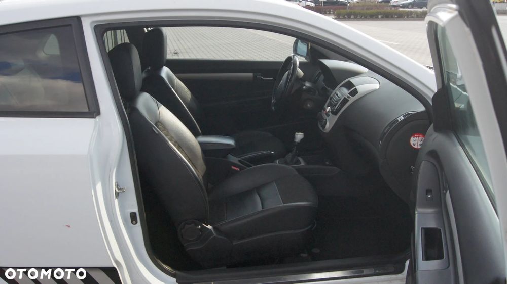 Kia Ceed 1.6 Crdi Comfort + - 10