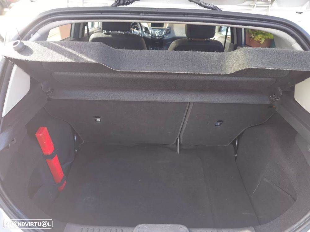 Ford Fiesta 1.5 TDCi Titanium - 12