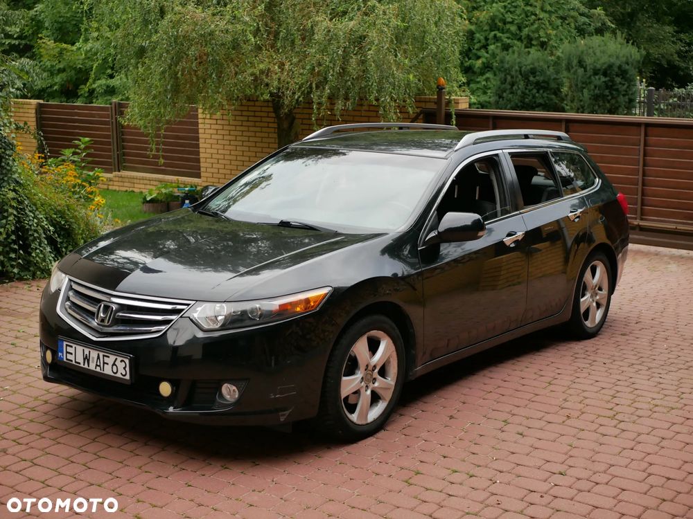 Honda Accord - 1