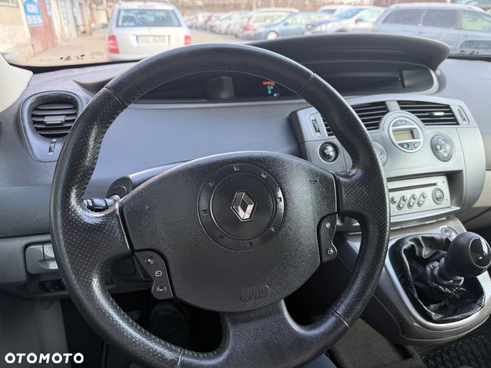 Renault Scenic 1.9 dCi Confort Expression - 15