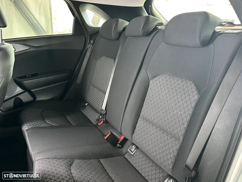 Kia Ceed - 12