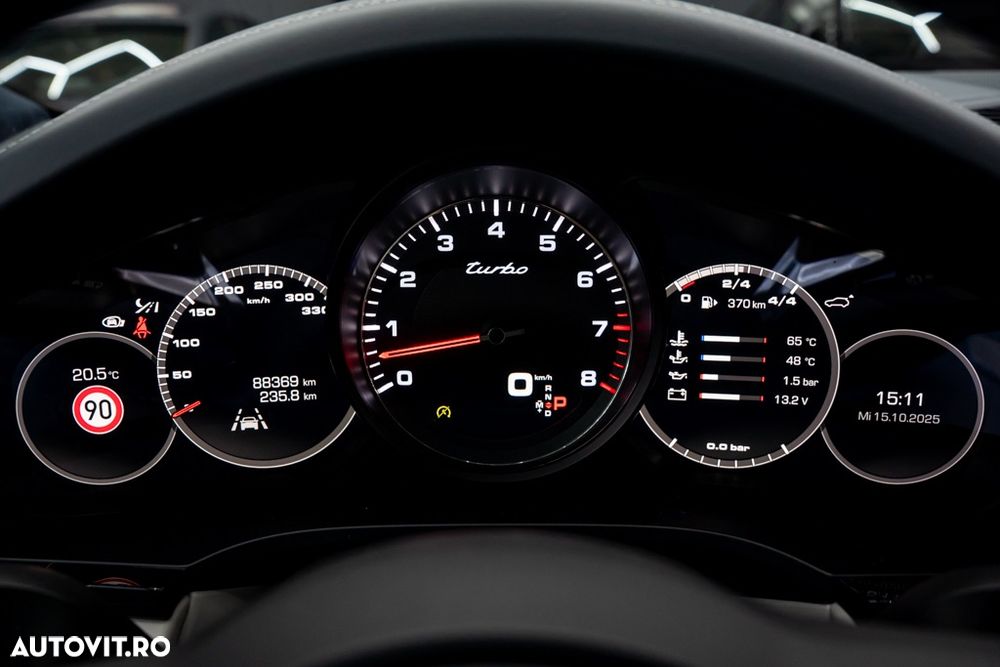 Porsche Cayenne Turbo - 10