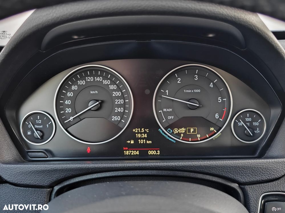 BMW Seria 3 320d Aut. - 8