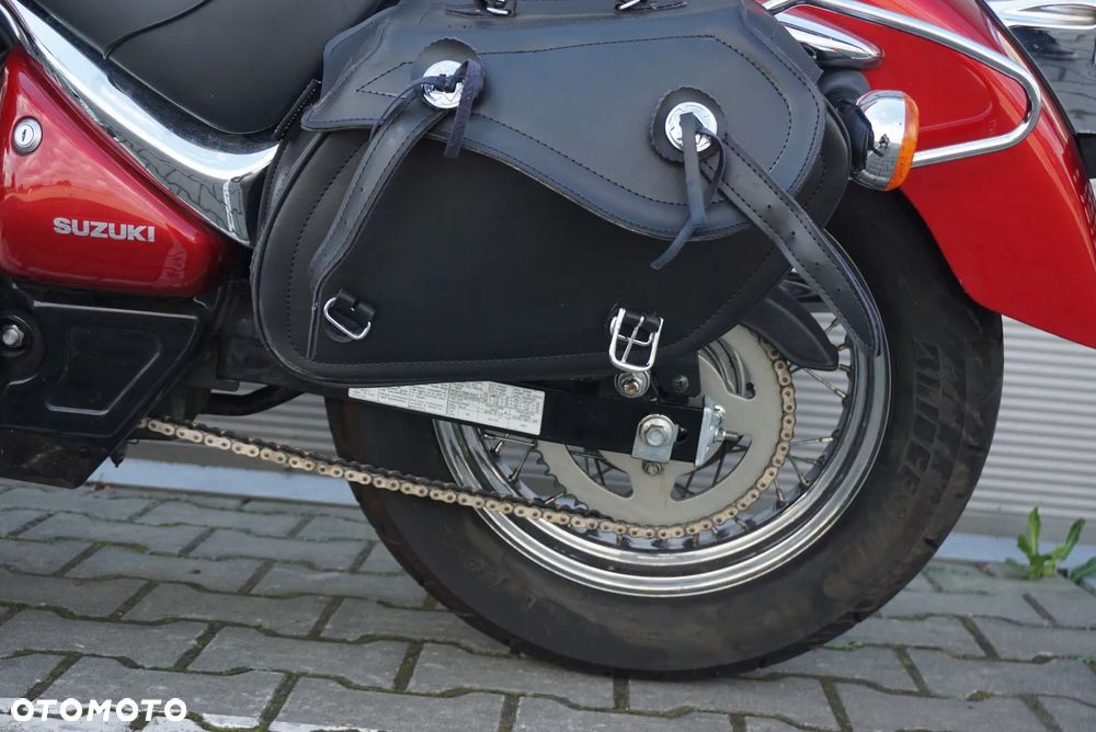 Suzuki Intruder - 18