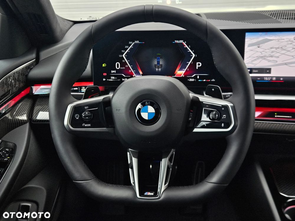 BMW Seria 5 540d xDrive mHEV M Sport - 40