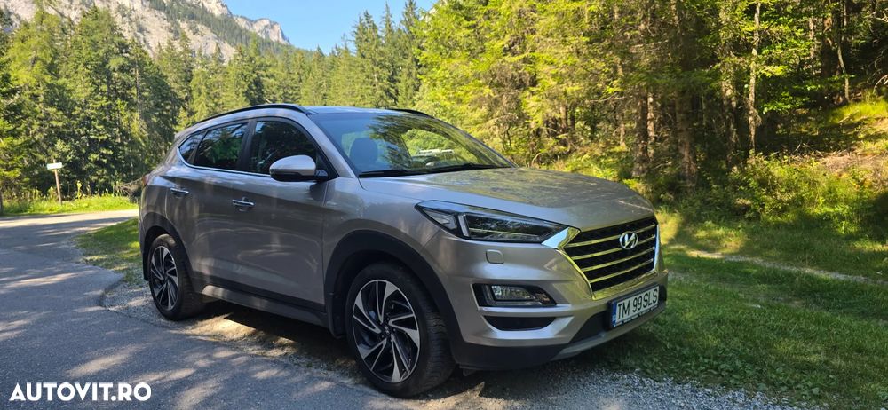 Hyundai Tucson 2.0 CRDI 4WD 8AT Luxury - 1