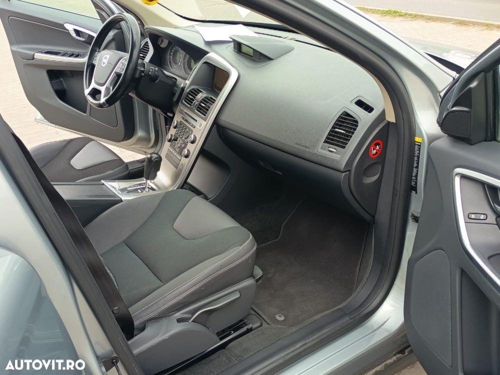 Volvo XC 60 - 6