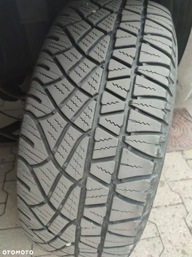 Suzuki Grand Vitara 2.0 Comfort Limited - 16