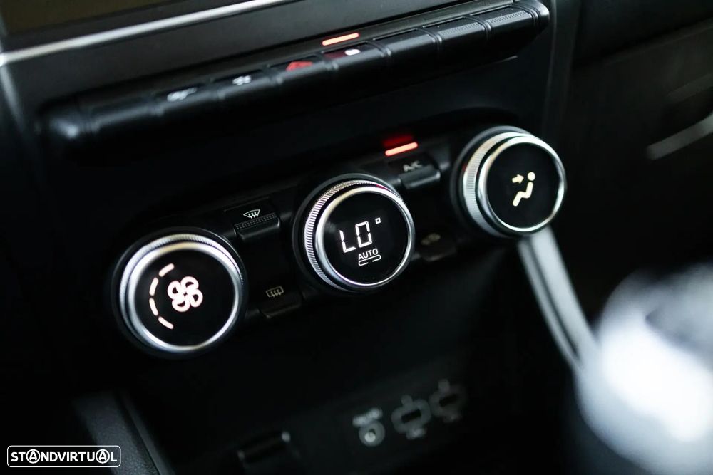 Renault Captur - 17