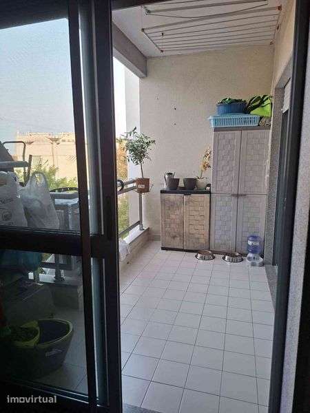 Apartamento T3 com garagem e arrecadação - Grande imagem: 5/12