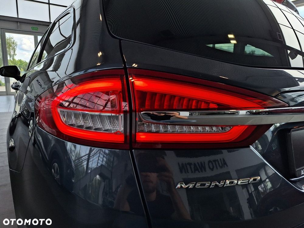Ford Mondeo SW 2.0 Hybrid Titanium - 14