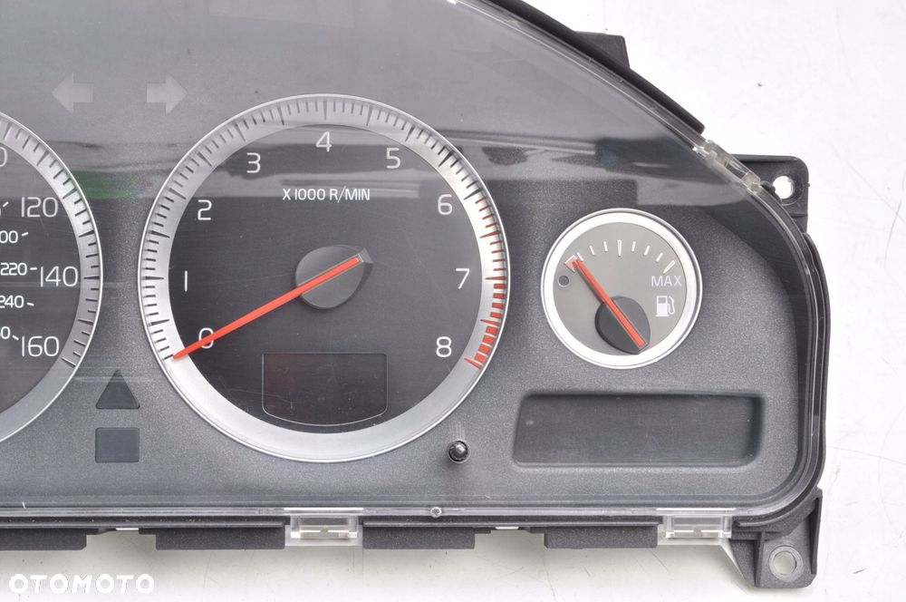 VOLVO XC90 I 4.4 V8 316KM LICZNIK ZEGARY LIFT USA 30765608 - 2