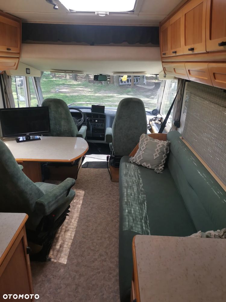Hymer-Eriba 230 - 6