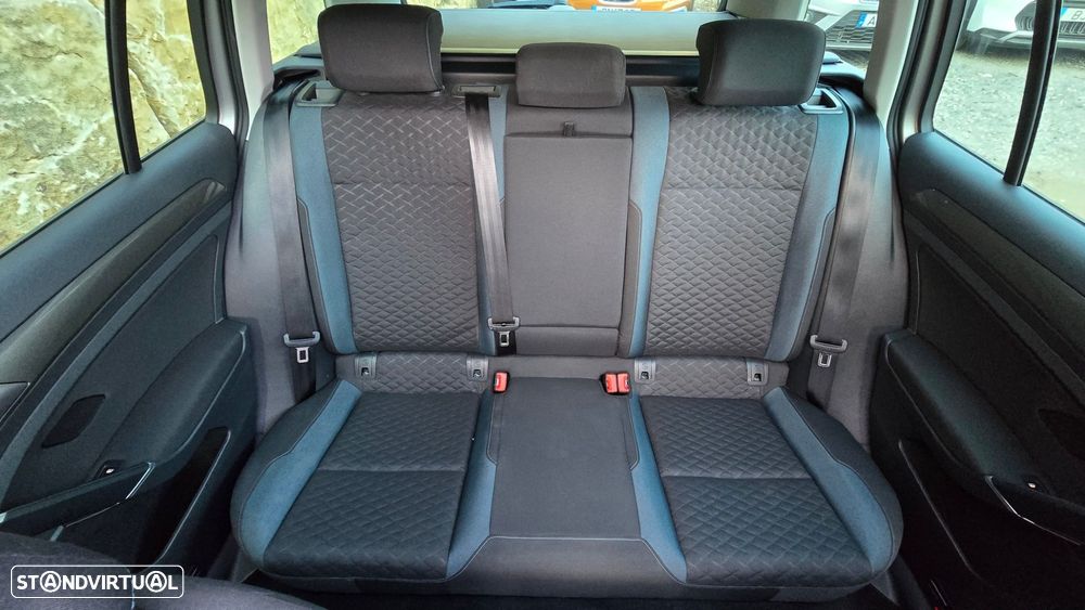 VW Golf Variant 1.6 TDi SCR IQ.DRIVE - 49