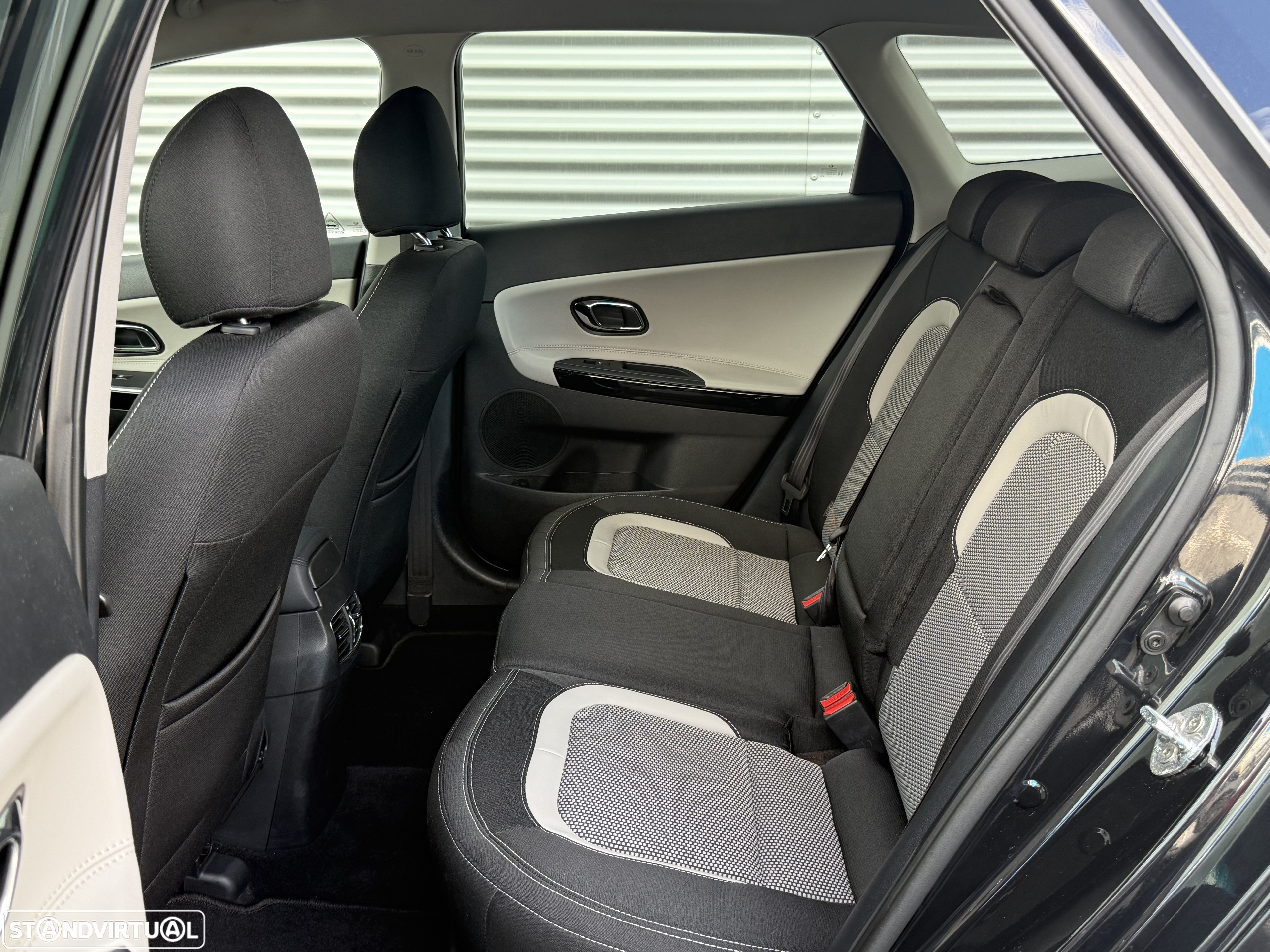 Kia Ceed SW 1.6 CRDi TX Sport - 11