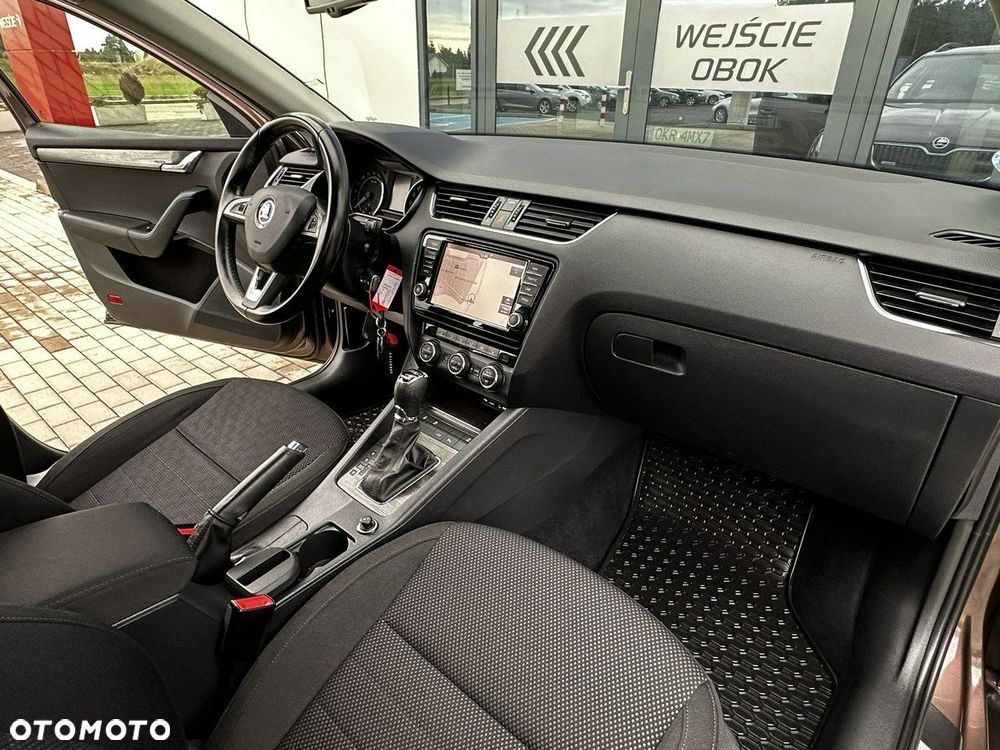 Skoda Octavia 2.0 TDI 4x4 DSG Scout - 17