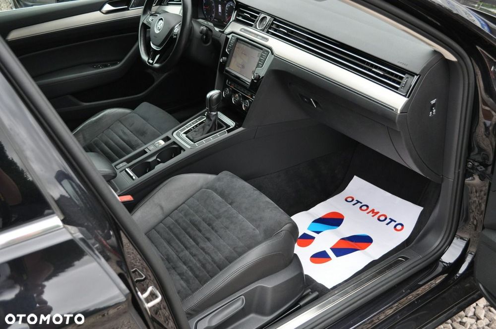 Volkswagen Passat - 30