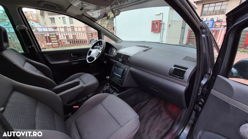Volkswagen Sharan 2.0 TDI Special - 11