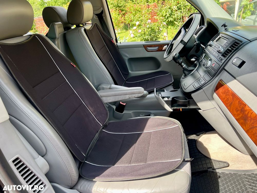 Volkswagen Multivan - 8